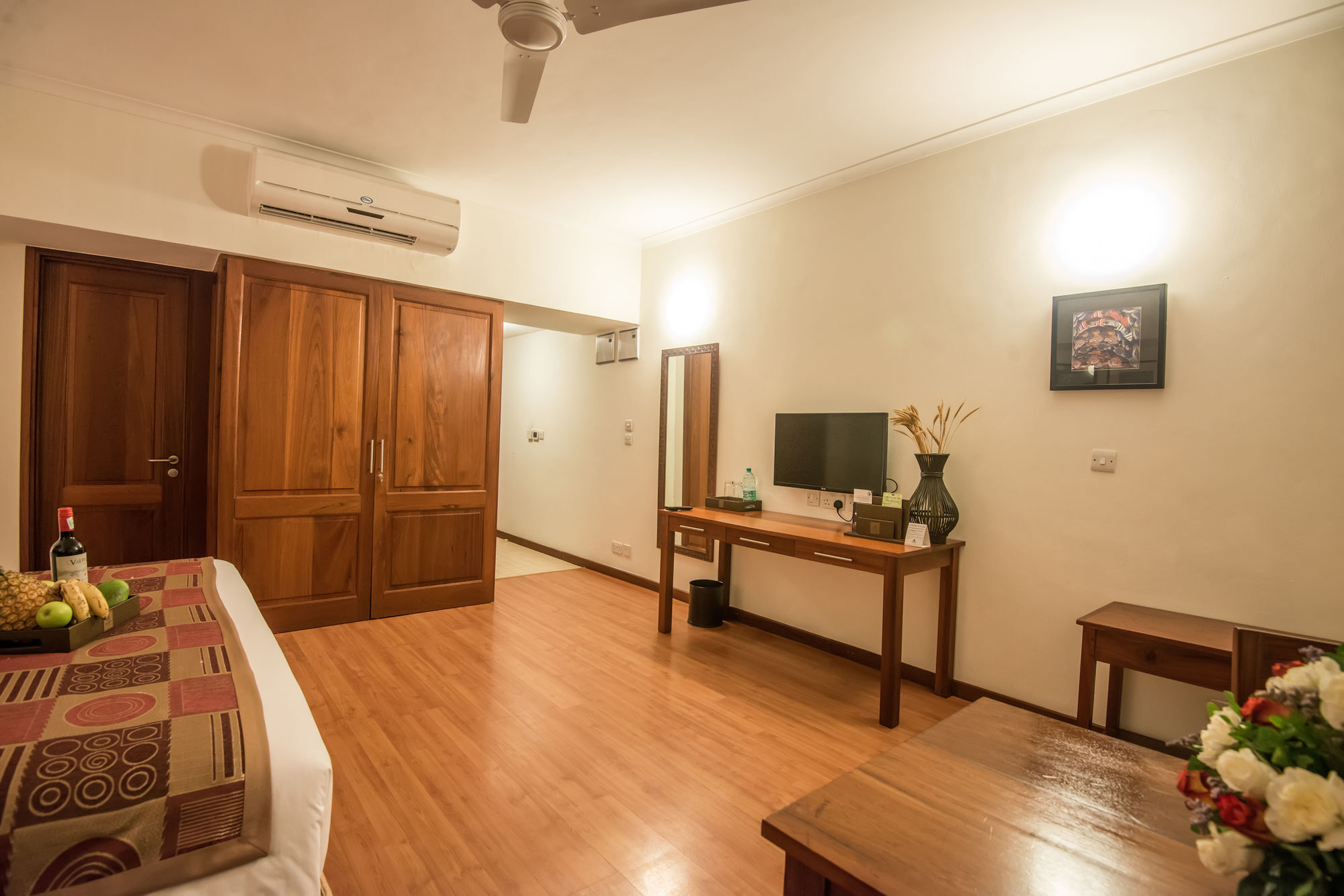 Sea Cliff Court Hotel & Luxury Apartments Dar es Salaam Luaran gambar