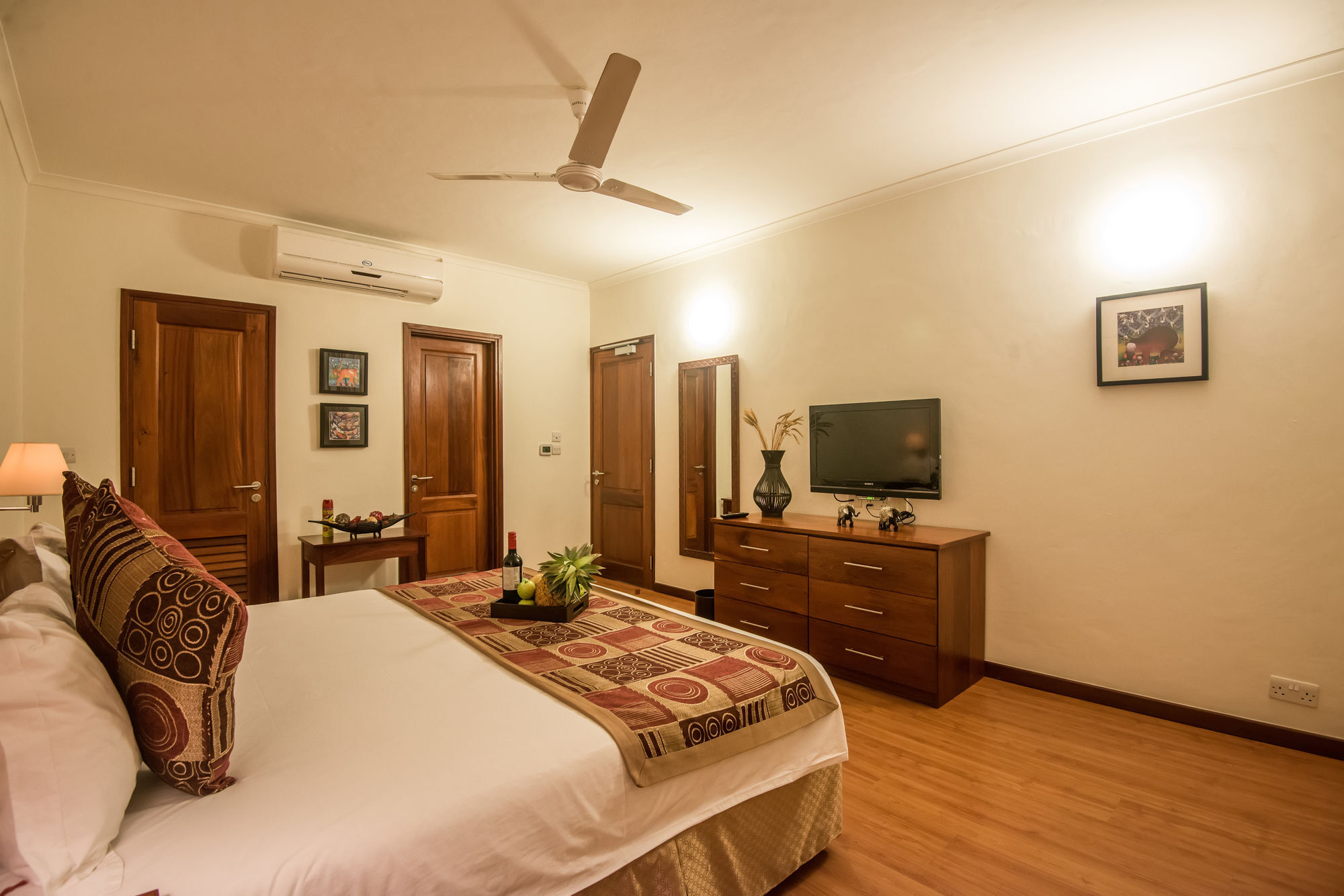 Sea Cliff Court Hotel & Luxury Apartments Dar es Salaam Luaran gambar